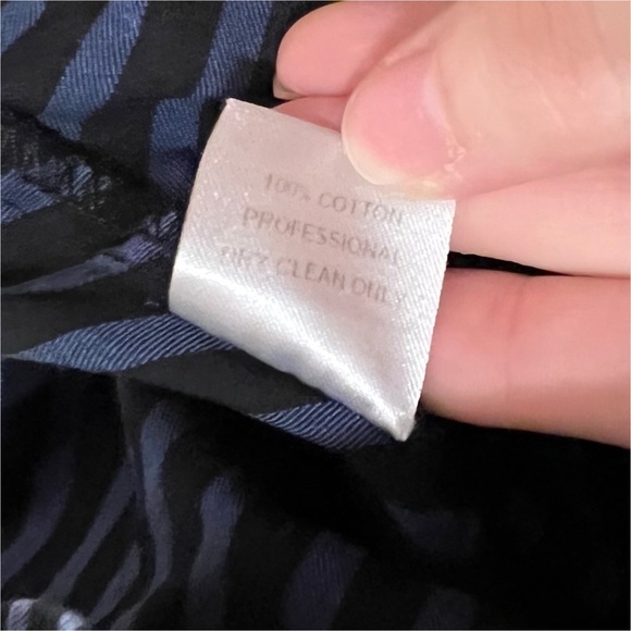 Petersyn Davenport Top Size Medium - Picture 7 of 8